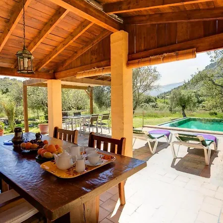 Villa Busqueroles Petit By Vintage Travel